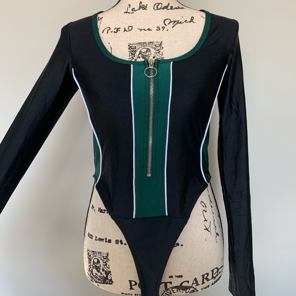 Colour-Block Bodysuit - Picture 2 of 3